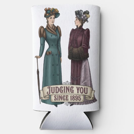 Judging You Since 1895 - Funny History Buff Gift スリム缶クーラー (正面)
