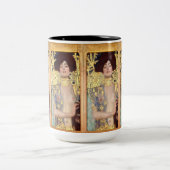 Judith and the Head of Holofernes by Gustav Klimt ツートーンマグカップ (中央)