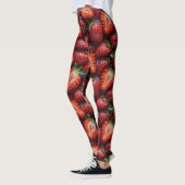 Juicy Fresh Red Strawberries Summer Fruit Pattern レギンス (左)