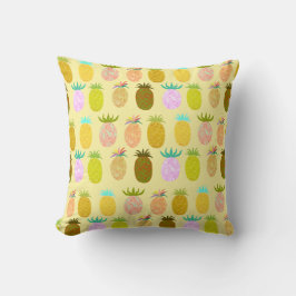 Juicy Pineapple Pattern クッション