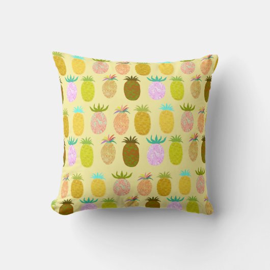 Juicy Pineapple Pattern クッション (正面)