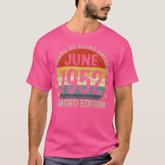 June 1952 Vintage 70th Birthday 70 Year Old Gifts  Tシャツ