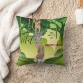 Jungle Safari "It's About To Get Wild" Baby Shower クッション (ブランケット)