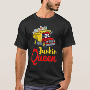 Junkin Queen Thrift Store Thriftingショッピングアウト Tシャツ
