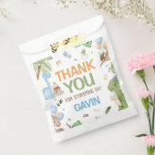 Jurassic Cute Dinosaur Birthday Party フェイバーバッグ (封をした状態)