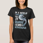 Jurassic Mosasaurus Dinosaur Tシャツ (正面)