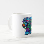 Jurassic Xmas T-Rex - Retro 80s Neon Dinosaur Xmas コーヒーマグカップ (正面左)