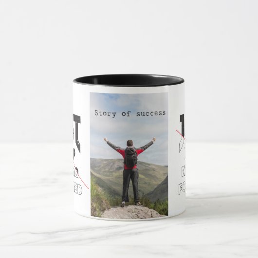 Just 保 Moving Forward Black & White Typo Photo マグカップ (中央)