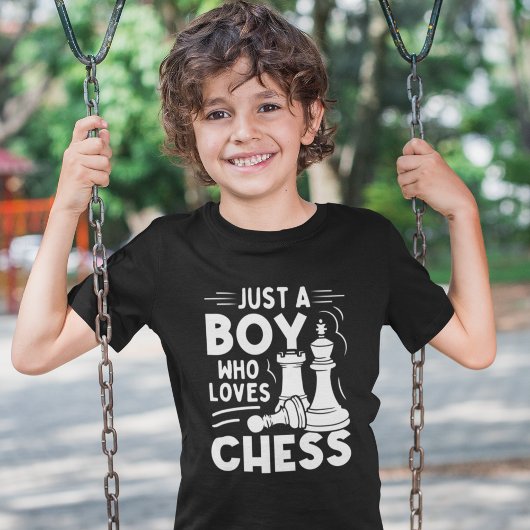 Just a Boy who Loves Cjees – Kids Chess Lover Tシャツ