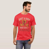 Just a Boy Who Loves Dragons Cool Medieval Dragon  Tシャツ (正面フル)
