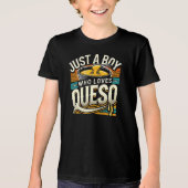 Just a Boy Who Loves Queos -おもしろい・チーズ愛好家 トライブレンドＴシャツ (正面)
