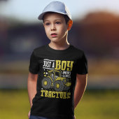 Just a Boy Who Loves Tractors Tシャツ