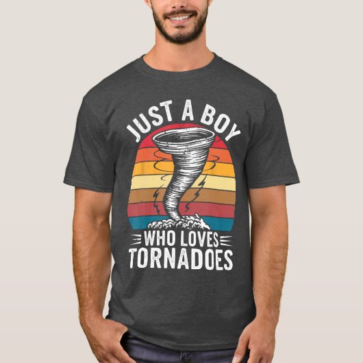 Just A Boy Who Lovesornadoes oddler Boy retro Tシャツ (正面)