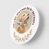 Just a Girl Who Loves Golden Retrievers  ラウンド壁時計 (傾斜)