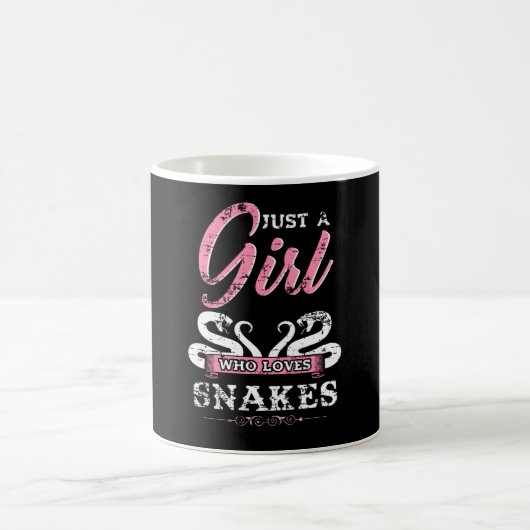 Just A Girl Who Loves Snakes Gift コーヒーマグカップ (中央)