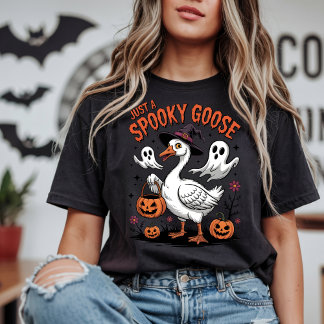 Just a Spooky Goose Dark & Creepy Tシャツ