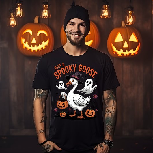 Just a Spooky Goose Dark & Creepy Tシャツ