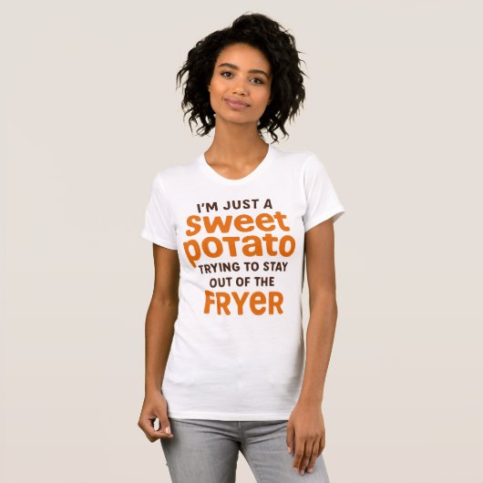 Just A Sweet Potato Funny Quote Tシャツ (正面フル)