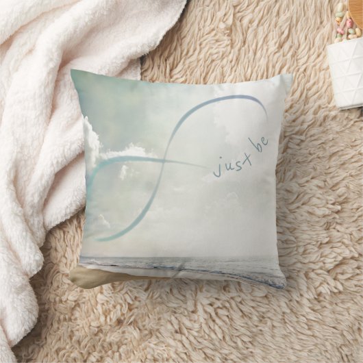 Just Be クッション (ブランケット)