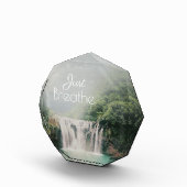 Just Breaking落ち着いた引用文と滝 フォトブロック (右)