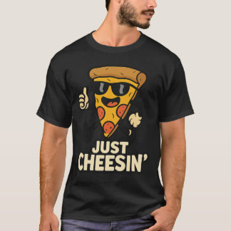 Just Cheesin' おもしろい Pizza Keychain – かわいいプレゼント Tシャツ