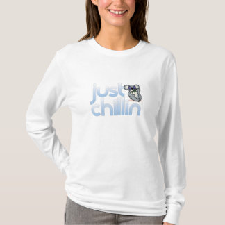 Just Chillin Tシャツ