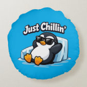 JUST CHILLING PINGUIN Throw Pillow ラウンドクッション (裏面)