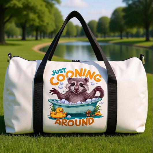 Just Cooning, Playful Raccoon Bath time Adventure ダッフルバッグ