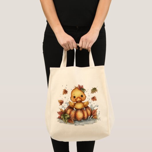 Just hanging around, Fall Duck Playing In Pumpkin トートバッグ (正面(商品))