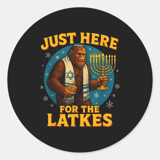 Just Here For The Latkes Funny Hanukkah Bigfoot  ラウンドシール (正面)