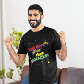 Just Here for the Snacks Funny Party T-Shirt Tシャツ