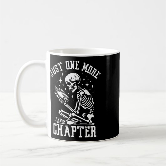 Just One More Chapter, Funny Skeleton Reading Book コーヒーマグカップ (左)