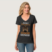 Just one more German Shepherd i promise  dog Tシャツ (正面フル)