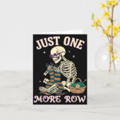 Just One More Row Crochet Skeleton Crocheting Knit カード (黄色い花)