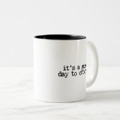 Just One More Row I'm Hooked Crochet Hook and Yarn ツートーンマグカップ (正面右)