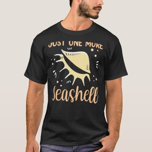 Just One More SeashellビーチSeashells Collect 1 Tシャツ (正面)
