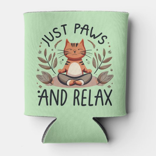 Just Paws and リラックス Yoga Cat 缶クーラー (正面)