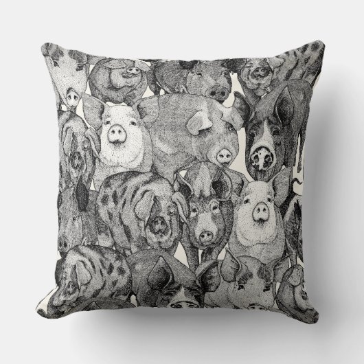 just pigs black half pearl クッション (正面)