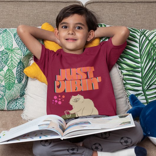 Just Vibin（猫） Tシャツ