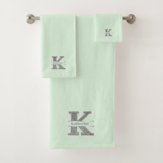 Kイニシャルパーソナライズされたシルバーモノグラムあなたの名前 バスタオルセット (インサイチュ)