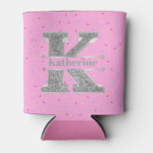 Kイニシャルパーソナライズされたシルバーモノグラムあなたの名前 缶クーラー (正面)