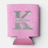 Kイニシャルパーソナライズされたシルバーモノグラムあなたの名前 缶クーラー (裏面)