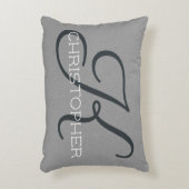 Kイニシャルパーソナライズされた名白黒グレー アクセントクッション (正面(垂直))