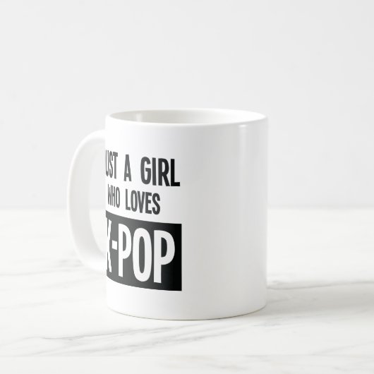 「Kミュージックを愛する女ポップ・アートののお気に入りの子 コーヒーマグカップ (正面左)