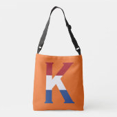 KモノグラムがNLDフラグ上またはcbbcnt上にオーバーレイ クロスボディバッグ (裏面)