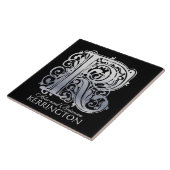 Kモノグラム「黒のシルバーレース」名牌 タイル (側面)