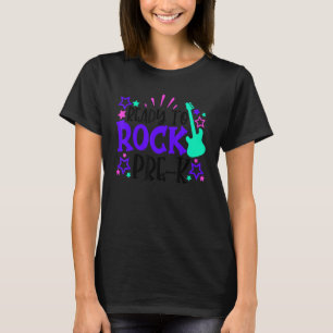 K以前の小学生の少年の最初の日をロックする準備ができている Tシャツ