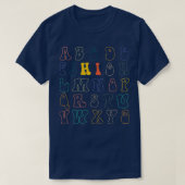 K幼稚園おもしろい前Hi Alphabet学校に戻る Tシャツ (デザイン正面)