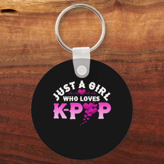 K指ハートKPopを愛すポップ・アートのる女の子 キーホルダー (正面)