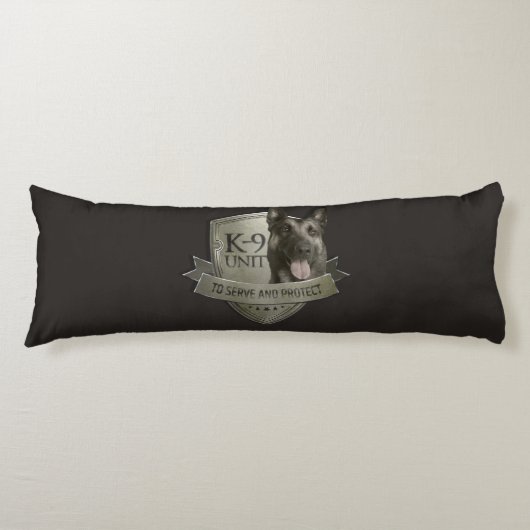 K9単位- Malinois -ベルギーの羊飼い ボディピロー (正面)